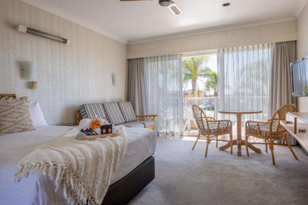 South Pacific Palms Motor Inn Tuncurry Eksteriør bilde