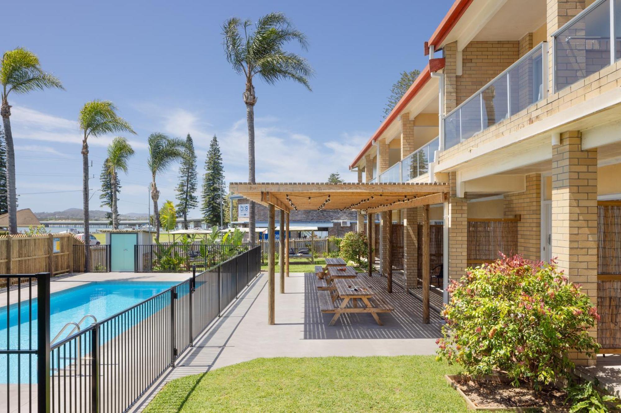 South Pacific Palms Motor Inn Tuncurry Eksteriør bilde